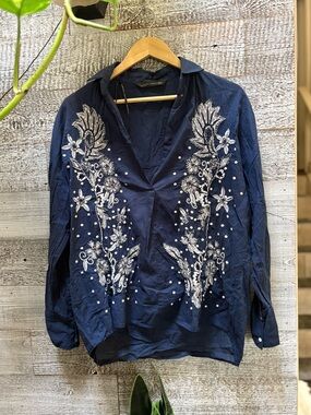 Zara | Embroidered Oversized Lightweight Floral V-Neck LS Blouse - Women's XS-M